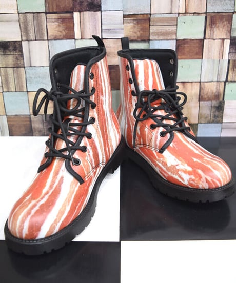 kki.ns-0001　MEAT BOOTS 　豚バラ 肉 8ホールブーツ。