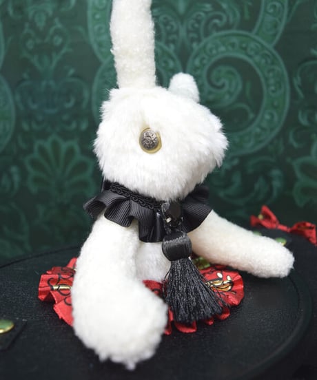 kki.2386　白うさぎのマジックシルクHATBAG。＜トランプ＞