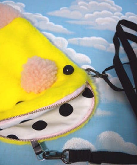 kki.1451　ナニモノちゃん？ポシェットBAG＜ひよこ？＞。