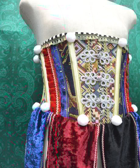 kki.2637　CLOWNウエストコルセット。