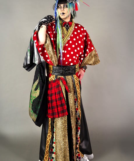 ki-LAD.0002　LAD/kikirara  psycho carnival。羽織袴着物Set
