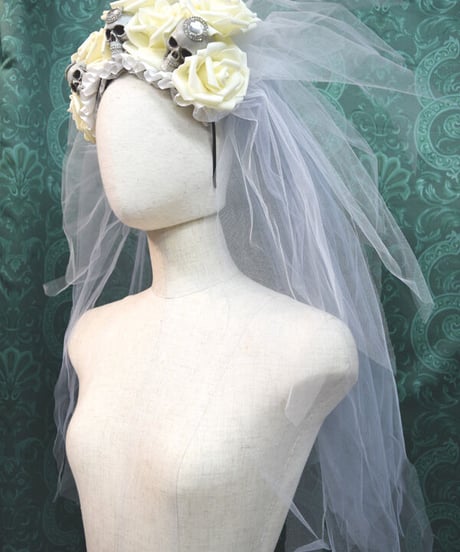 kki.2399　ハロウィンの花嫁チュールバッスル＆ベールカチューシャset。