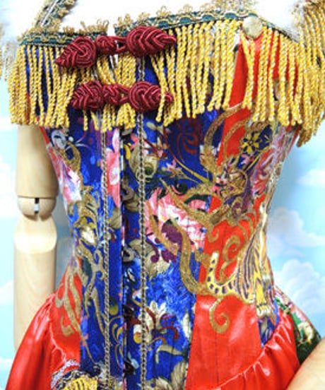kki.1780　中国女皇帝の鎧バスクコルセット 。