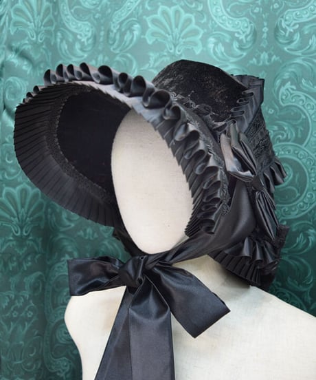 kki.2506　黒のフリルリボンカポートHAT。