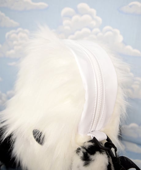 kki.2056　ナニモノちゃんラウンドファスナーショルダーBAG。