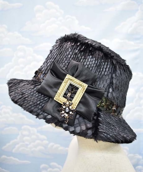 kki.2120　ブラックパイソンファークロッシェHAT。