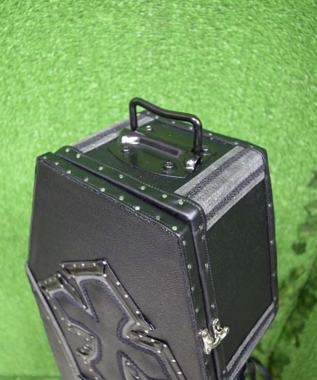 kki.2355　ブラッククロスヴァンパイアコフィンBOX。