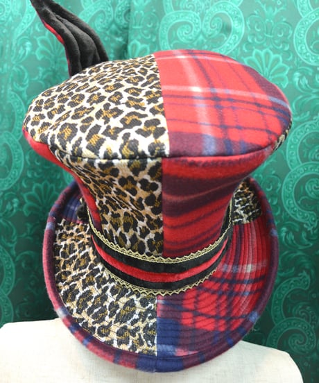 kki.2629　レオパードとチェックのウサギさんグラモフォンシルクHAT。