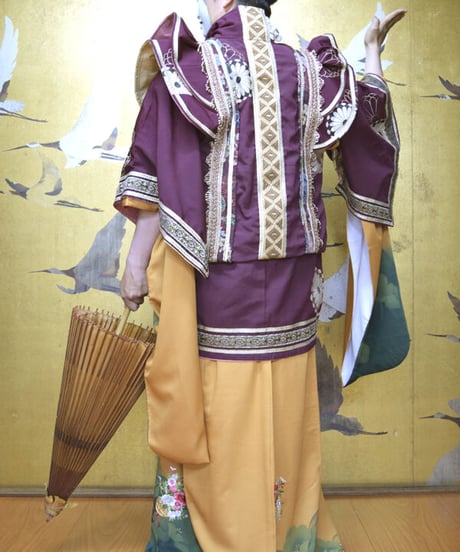 kki.2549　【KIMONO Custom】笑う福の神平安狩衣装束風ガウン。