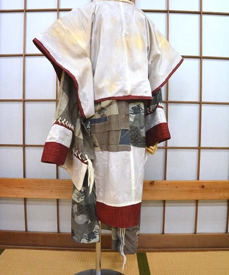 kki.2612　【KIMONO Custom】kirippanasi童羽織り。