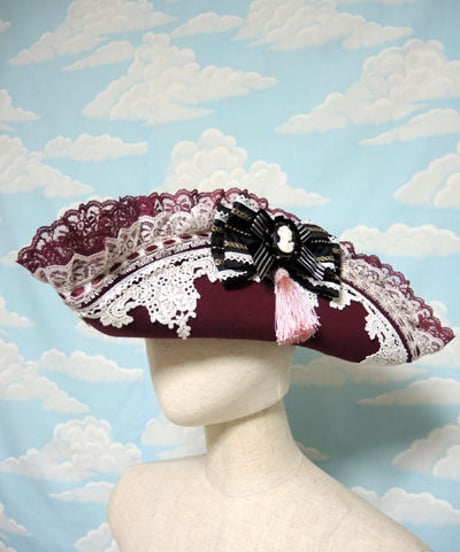 kki.1897　クラシカルカメオトライコーンHAT。
