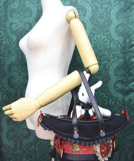 kki.2386　白うさぎのマジックシルクHATBAG。＜トランプ＞