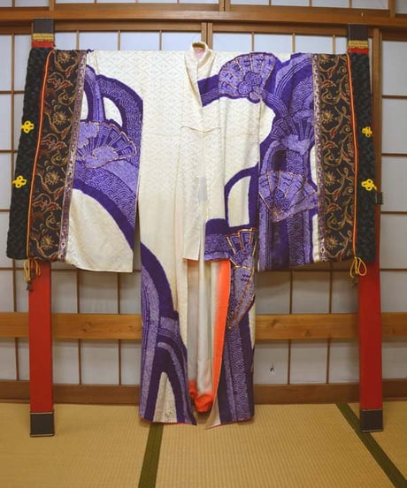 kki.2610　【KIMONO Custom】振袖のロング羽織りドレスとゴブランケープ。