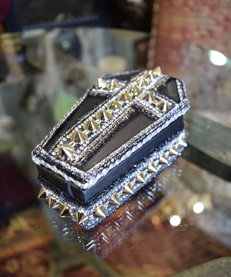 kki.2368　 Gothi Clip 棺BOX。＜ロックスタッズ＞
