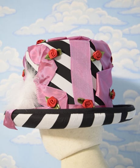 kki.1972　 お菓子の箱リボンHAT。