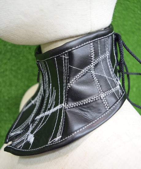 kki.2328　TSUGIHAGI Stitch ネックコルセット。