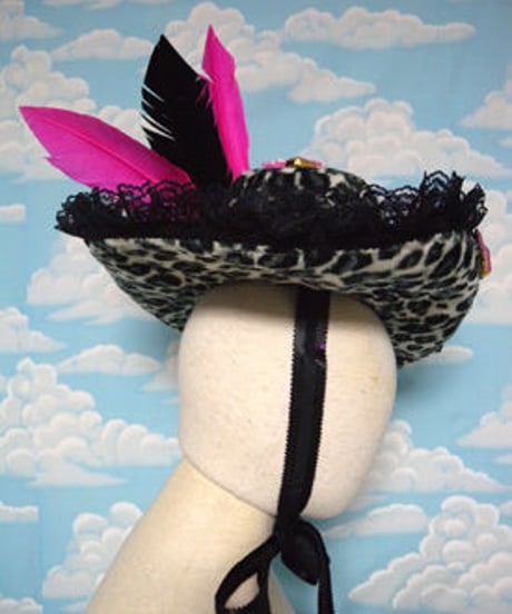 kki.1562　　パッションピンクdeプレゼントドレスHAT。
