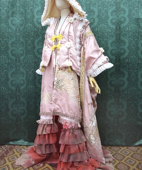 kki.2519　【KIMONO Custom】桜舞い散る振袖ガウン。