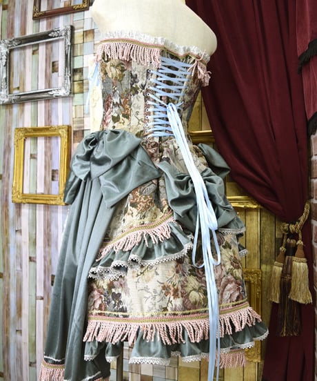 kki.2200　ロココゴブランフリンジとリボンのバッスルコルセット。