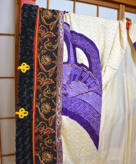 kki.2610　【KIMONO Custom】振袖のロング羽織りドレスとゴブランケープ。