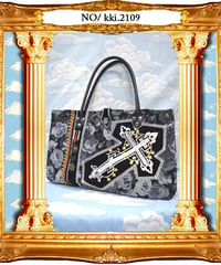 kki.2109　勲章とクロスの王冠と薔薇ロイヤルBAG。