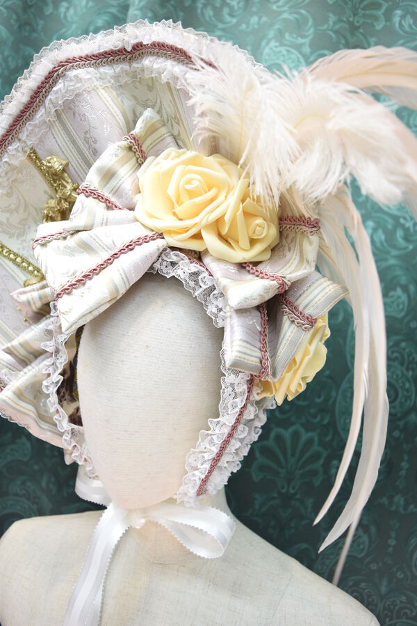 kki.2540 メリーゴーランドと薔薇のドレスボンネット。＜ピンク