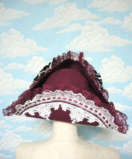kki.1897　クラシカルカメオトライコーンHAT。