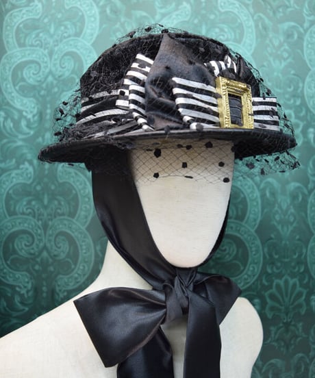 kki.2507　モノクロフレームベールドレスHAT。