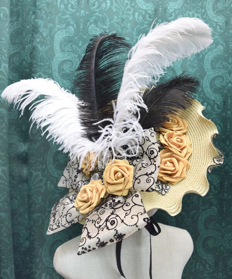 kki.2437　オーストリッチと薔薇のラウンドフリルストロードレスHAT。