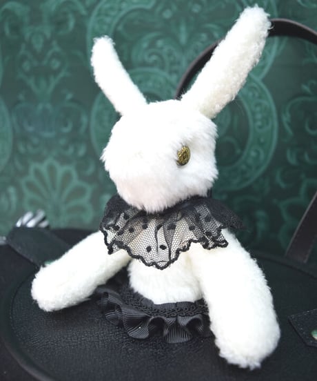 kki.2384　白うさぎのマジックシルクHATBAG。＜白黒＞
