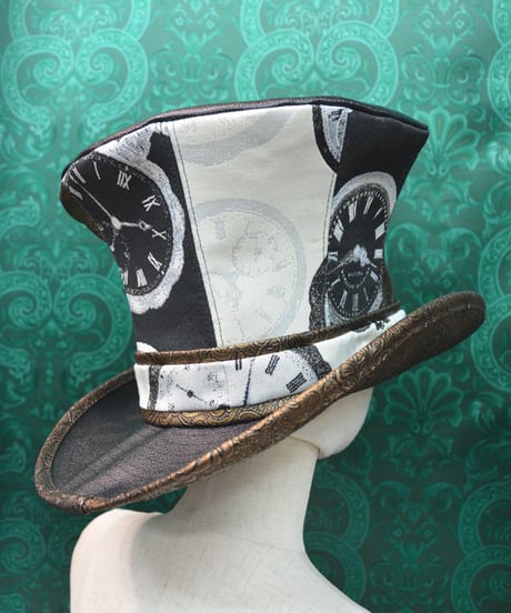 kki.2615　時を刻むグラモフォンシルクHAT。