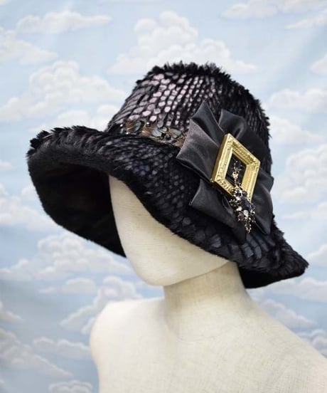 kki.2120　ブラックパイソンファークロッシェHAT。