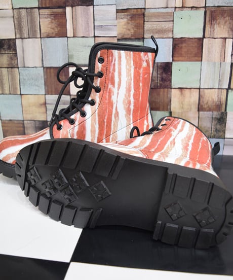 kki.ns-0001　MEAT BOOTS 　豚バラ 肉 8ホールブーツ。