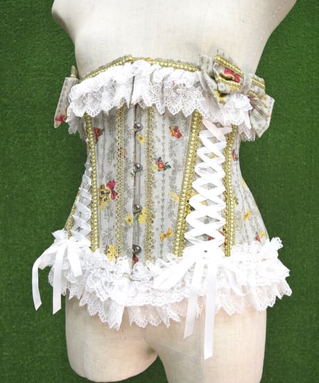 kki.2309　Pritty Cat Doll ボンネット、コルセット、ドロワーズ、フリルケープ、4点Set。