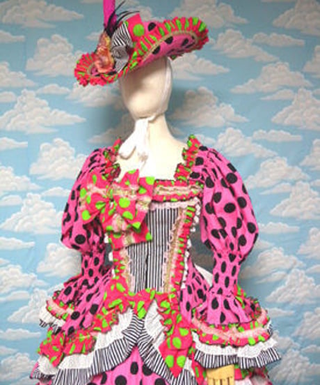 kki.1527　ドットクイーンコルセットドレス/ドレスHAT＆パニエSet 。