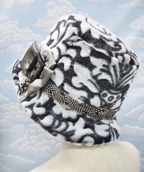 kki.2121　ボタニカルパターンファークロッシェHAT。