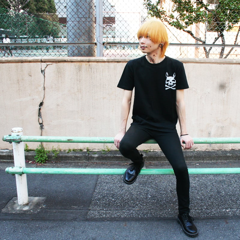2000年代 ザユーズド スカル ラビット Tシャツ Sサイズ スカルラビット Tシャツ | Tokyo Alice | 東京アリス | 不思議の国の