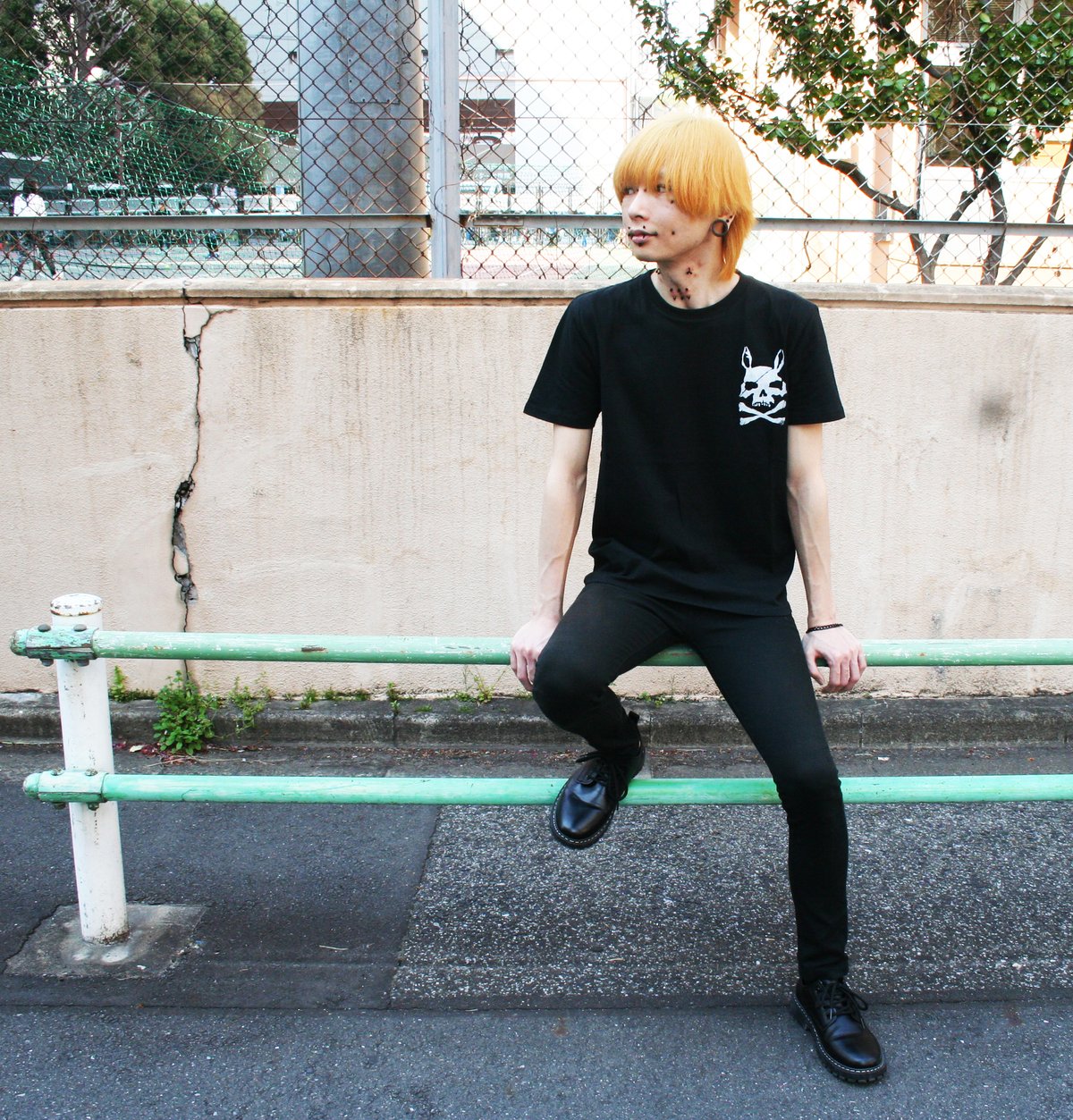 スカルラビット Tシャツ | Tokyo Alice | 東京アリス | 不思議の国の