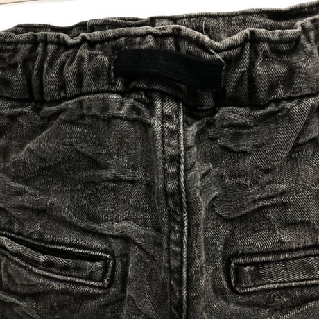 JACQUARD CAMOUFLAGE SHORTS / BLACK / 09B17PA11MT