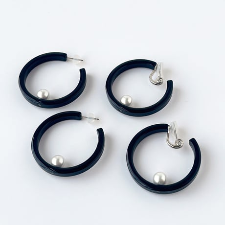ブラックフープ  ピアス&イヤリング
