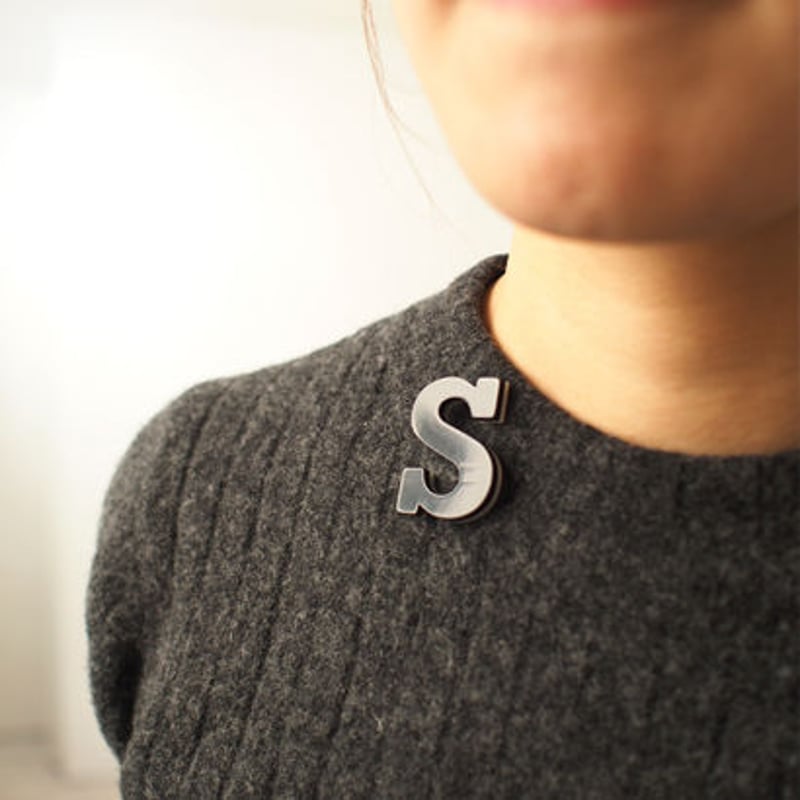イニシャルブローチ/BRO-020 | CO＊STARRING ONLINE-SHOP