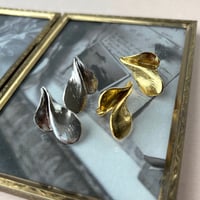 リーフモチーフのピアス＆イヤリング