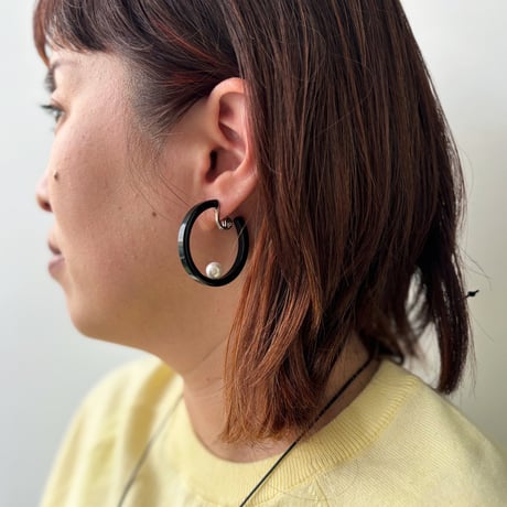 ブラックフープ  ピアス&イヤリング