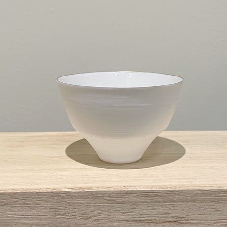 Egg Shell SAKE CUP SET in Paulownia Wood Box / エッグシェル盃セット桐箱入り