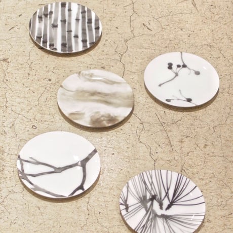 hakuji 白磁 豆皿 -サンキライ|White Porcelain mamezara-Small Dish Plate/Smilax Rhizome