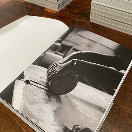 Yumi Terauchi/作品集Art Book『There l sense something』