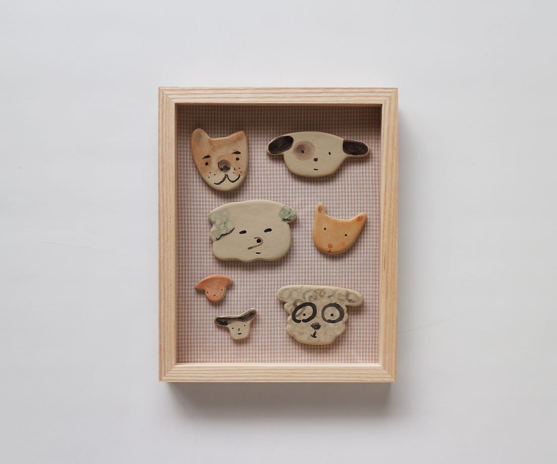 ちえちひろ 陶板作品『いろんな犬がいる』 | PERHAPS ONLINE STORE