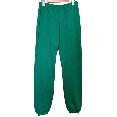 sweat pants with patch
