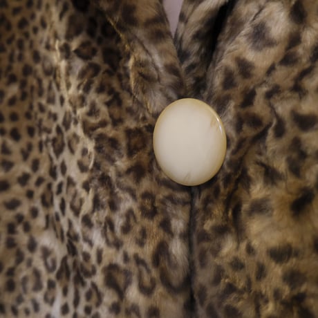 vintage leopard fake fur coat