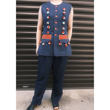unknown / "pon pon"vest